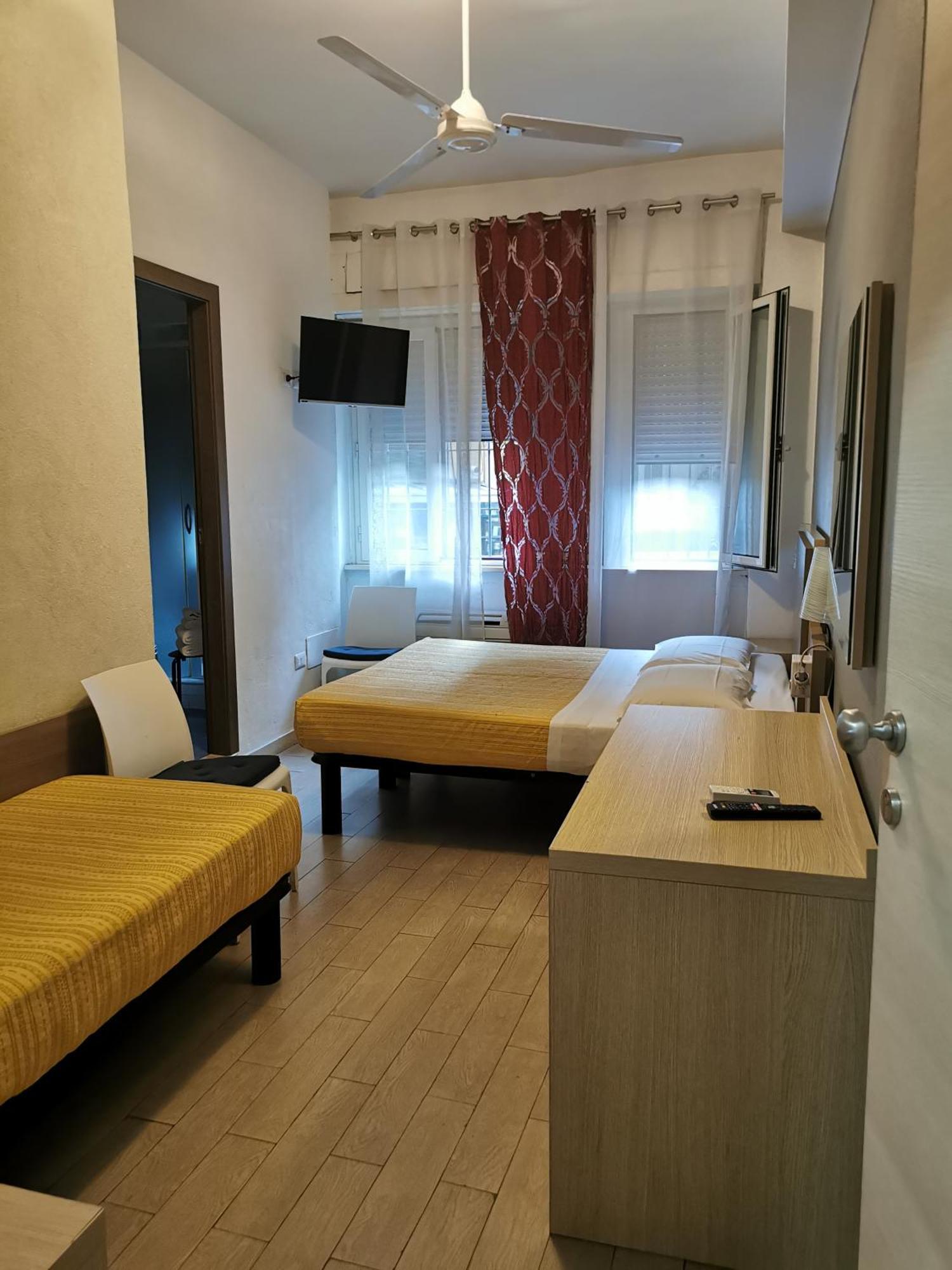 Hotel Bissi Milano Oda fotoğraf
