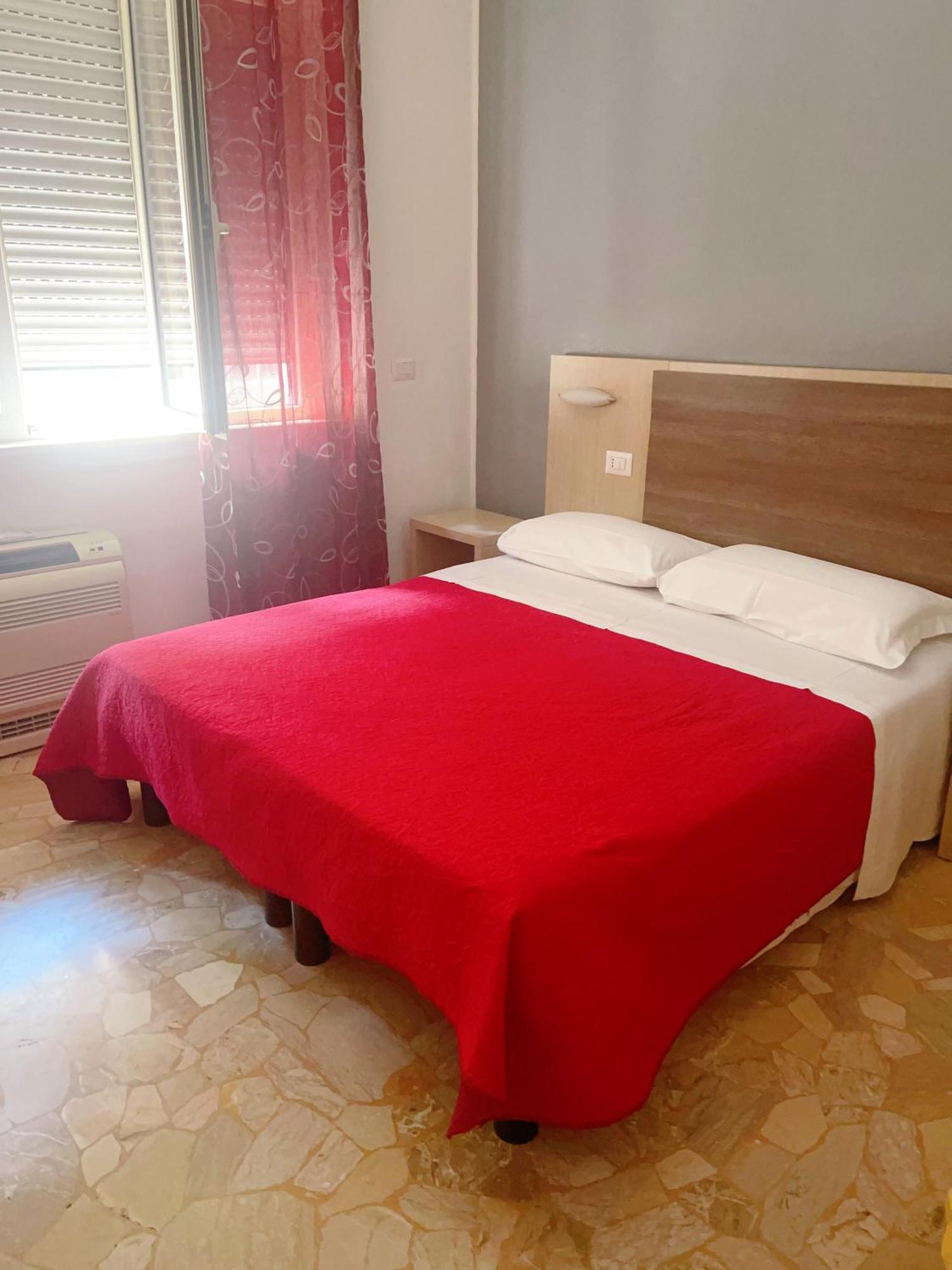 Hotel Bissi Milano Dış mekan fotoğraf